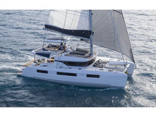 Cat Lagoon 51 available for charter in Salerno
