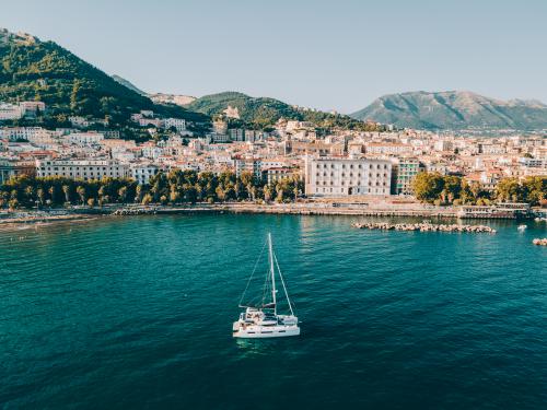 Cat Lagoon 51 for hire in Salerno