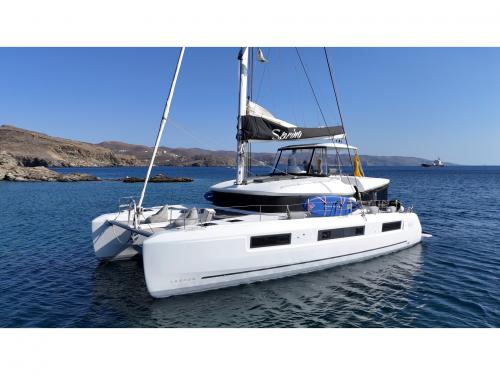 Catamaran Lagoon 51 for rent in Athens