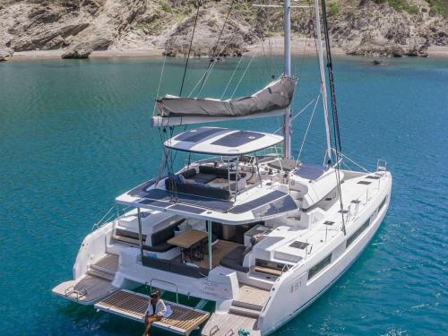 Cat Lagoon 51 available for charter in Sant Antoni de Portmany