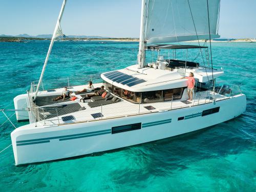 Kat Lagoon 52 Yachtcharter in Sant Antoni de Portmany