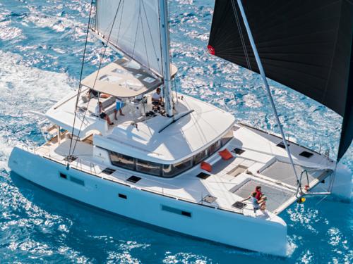 Cat Lagoon 52 available for charter in Lefkas Marina