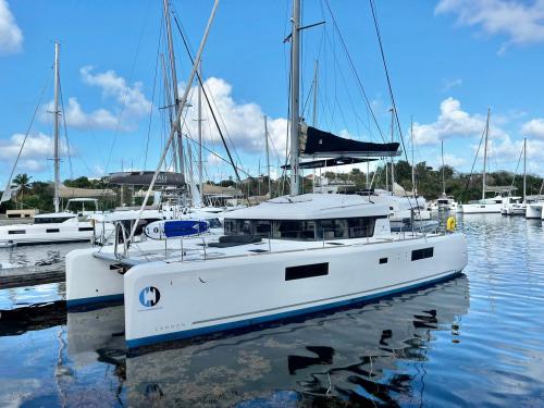 Catamaran Lagoon 52 available for charter in Maya Cove