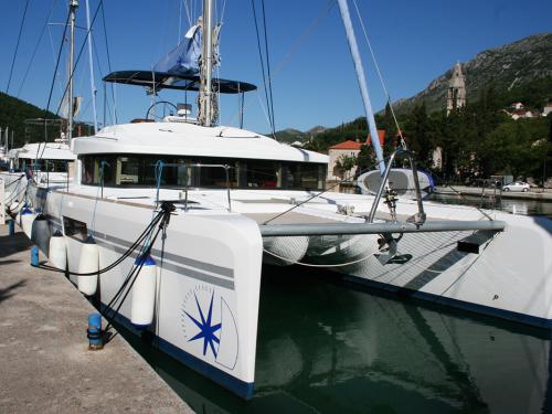 Catamaran Lagoon 52 F for charter in Komolac