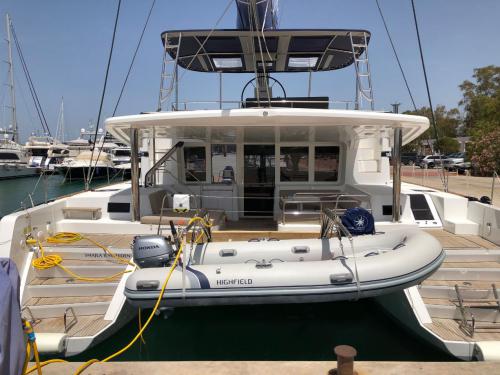 Cat Lagoon 52 F for rent in Alimos Marina Kalamaki