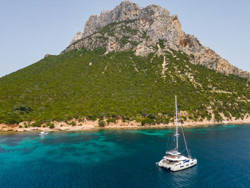 Cat Lagoon 55 available for charter in Olbia