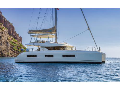 Catamaran Lagoon 55 for charter in Nea Peramos