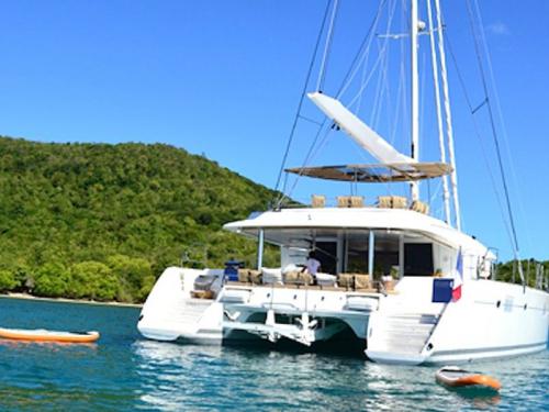 Kat Lagoon 560 Yachtcharter in Port d Ajaccio