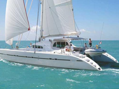 Catamaran Lagoon 570 for charter in Saint Tropez