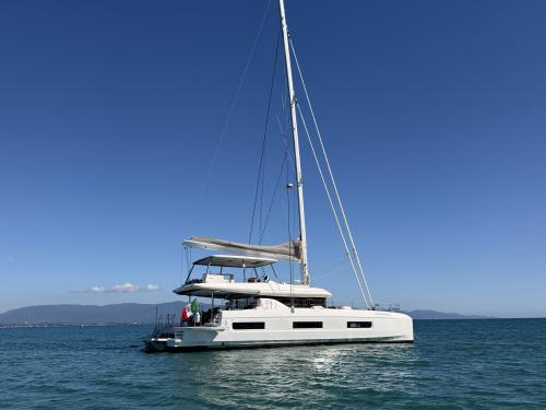 Cat Lagoon 60 available for charter in Portisco