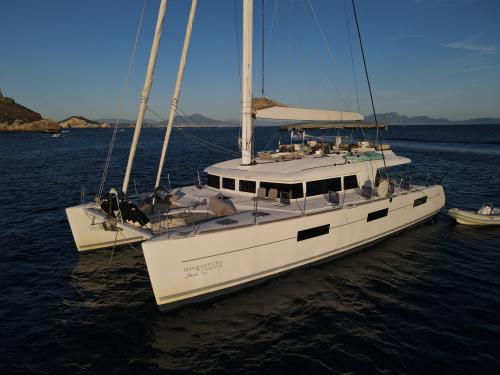 Catamaran Lagoon 620 available for charter in Messina