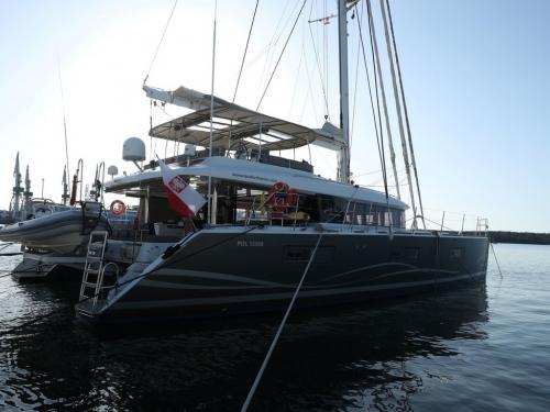 Catamaran Lagoon 620 for rent in Gros Islet