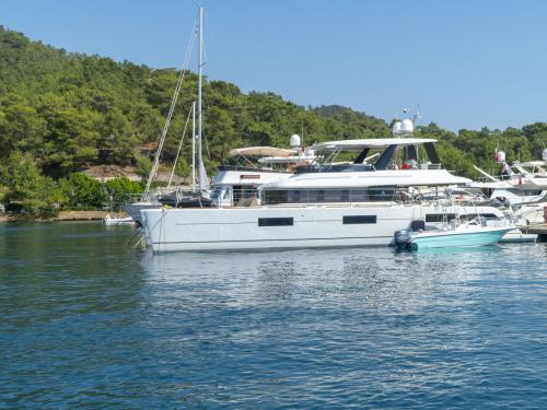 Kat Lagoon 630 chartern in Göcek