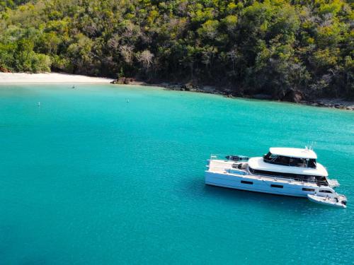 Catamaran Lagoon 630 available for charter in Road Town