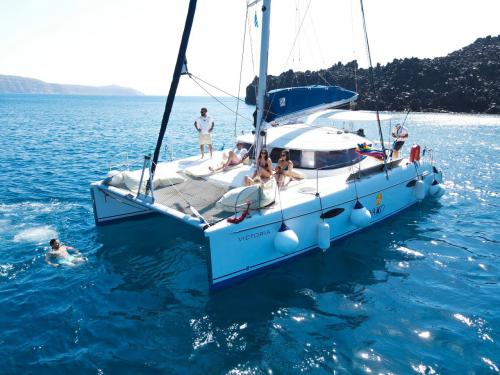 Katamaran Lavezzi 40 Yachtcharter in Kriopighi