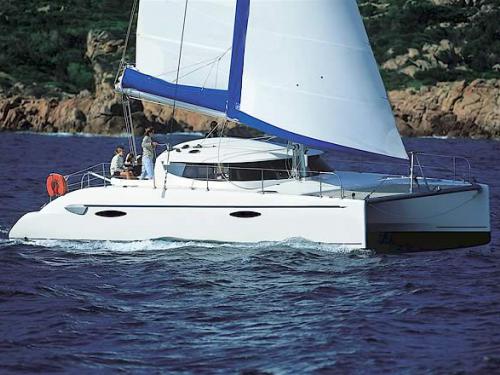 Cat Lavezzi 40 for rent in Porto Koufo Harbour