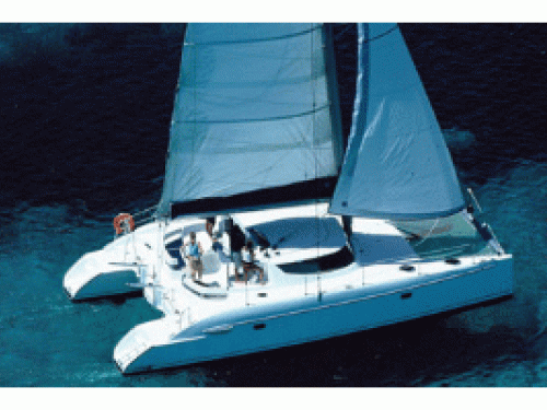Kat Lavezzi 40 chartern in Marina Cienfuegos