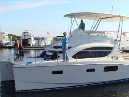 Cat Leopard 37 Power Cat available for charter in Tarpon Point Marina