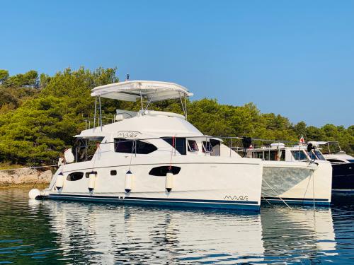 Katamaran Leopard 39 Yachtcharter in Sibenik