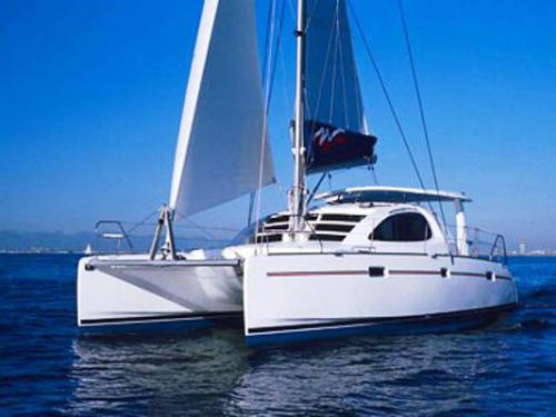 Catamaran Leopard 40 for rent in Marina Borik