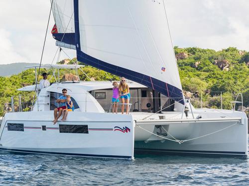 Kat Leopard 40 Yachtcharter in Kallithea