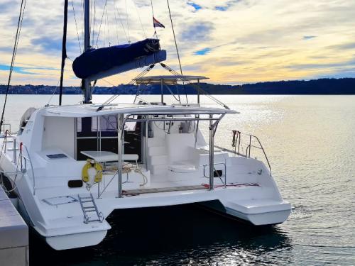 Katamaran Leopard 44 Yachtcharter in Port d Ajaccio