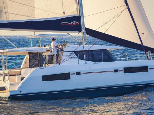Catamaran Leopard 45 for rent in Portorosa