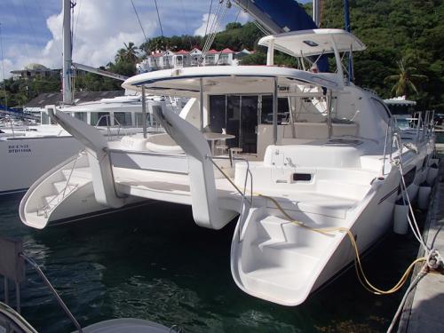 Kat Leopard 46 Yachtcharter in Marina Manuel Reef