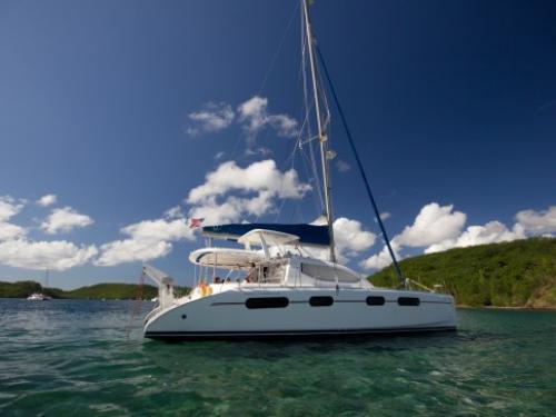 Catamaran Leopard 46 for charter in Lagoon Marina