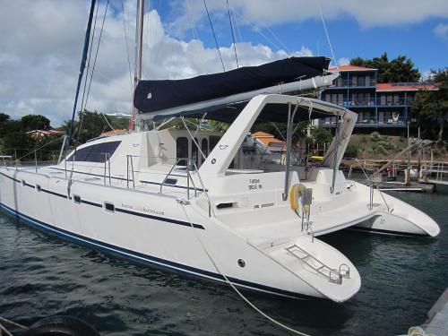 Catamaran Leopard 47 for rent in Marigot Bay Marina