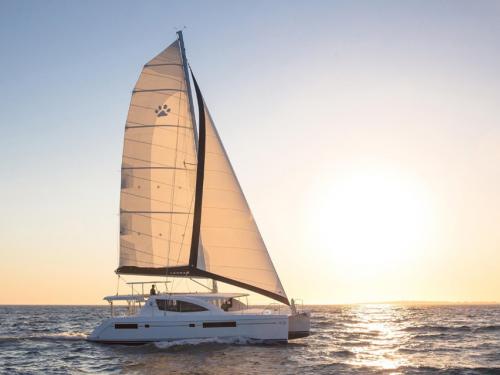 Kat Leopard 48 chartern in Desroches