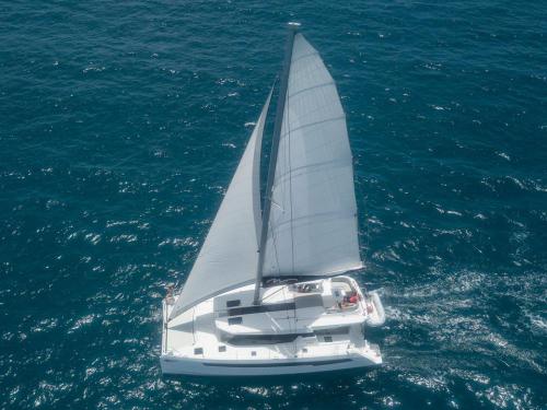 Cat Leopard 50 PC for charter in Placencia