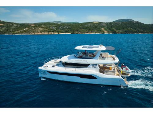 Cat Leopard 53 for rent in Seget