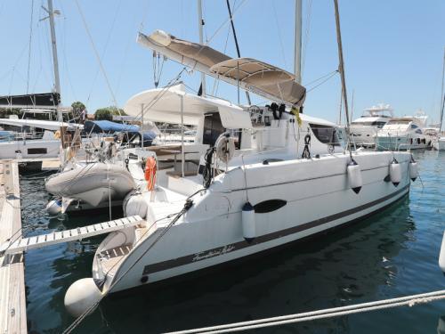 Kat Lipari 41 chartern in Marina Zadar