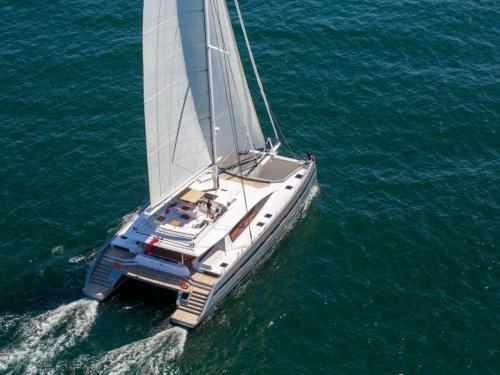 Cat Long Island 85 for hire in Stockholm Harbour