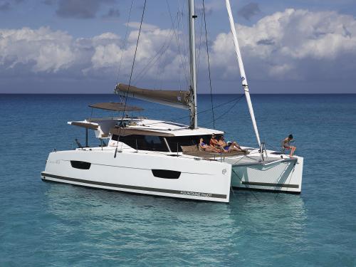 Kat Lucia 40 Yachtcharter in Pula