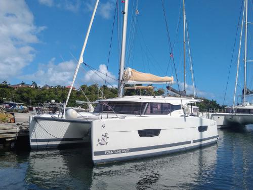 Kat Lucia 40 Yachtcharter in Maya Cove