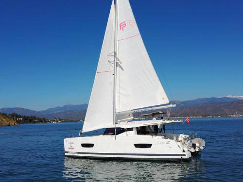 Katamaran Lucia 40 Yachtcharter in Ece Saray Marina