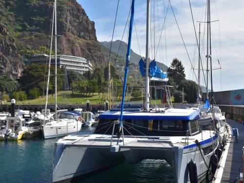 Cat Luna 49 for hire in Split