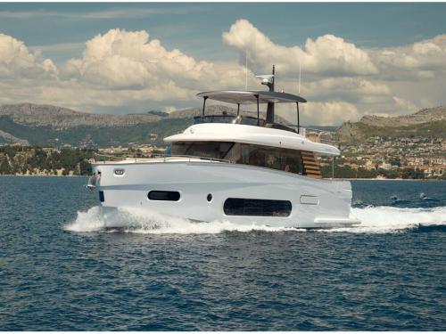 Catamaran Magellano 66 for hire in Podstrana