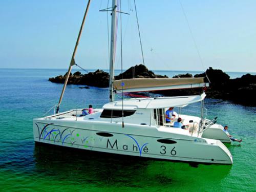 Kat Mahe 36 in Charlotte Amalie chartern