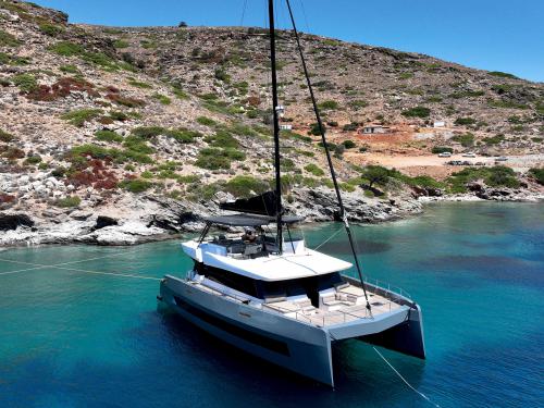 Cat Moon Yacht 60 for rent in Athens