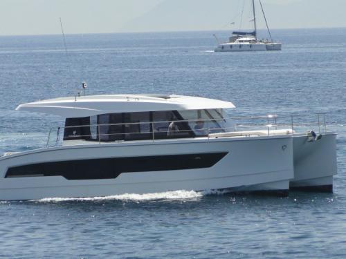 Catamaran MY 4.S for rent in Alimos Marina Kalamaki