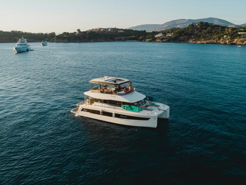 Cat MY 6 for rent in Sivota