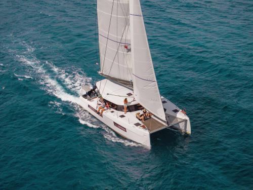 Katamaran Nautitech 44 Yachtcharter in Nanny Cay Marina