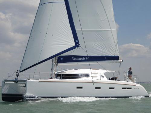 Catamaran Nautitech 44 for rent in Lavrio