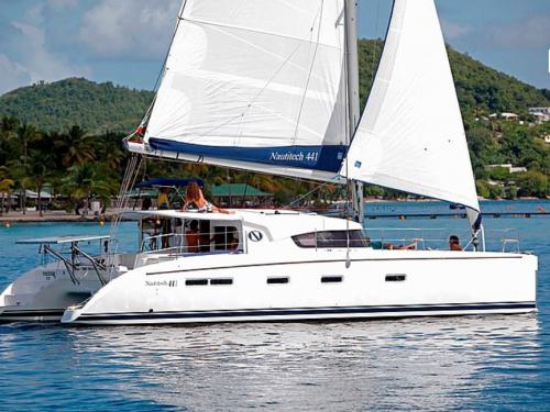 Katamaran Nautitech 441 Yachtcharter in Athen