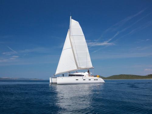 Katamaran Nautitech 441 Yachtcharter in Marina Zadar