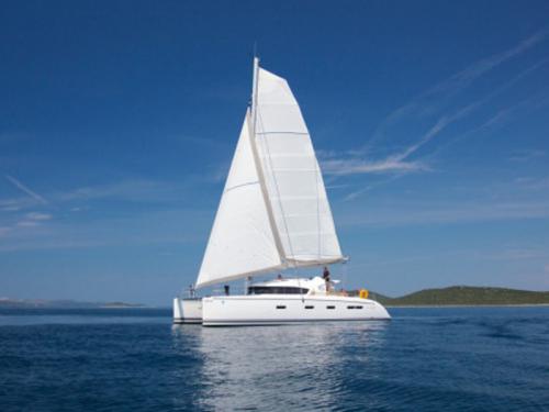 Katamaran Nautitech 441 Yachtcharter in Marina Zadar