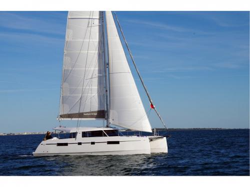 Catamaran Nautitech 46 Open for hire in Hyeres